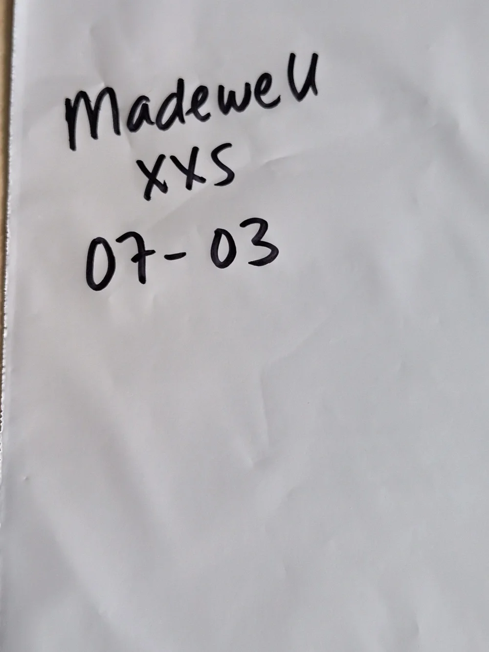 Madewell Shirred Crewneck Button-Up Top in Plaid  XS - Style NY3